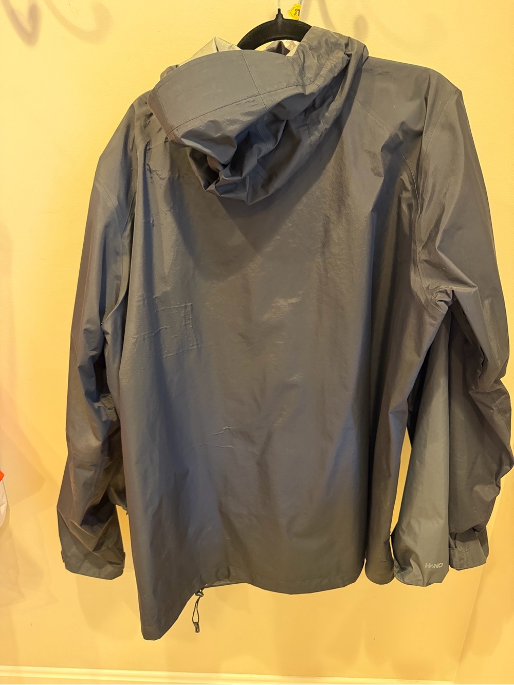 Patagonia Men's Black Rain Jacket with Hood - Picture 3 of 4